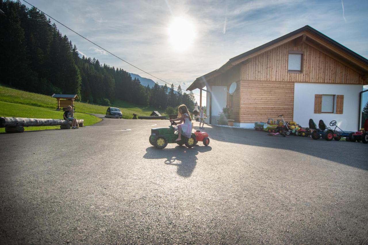 Chalets Und Apartments Hauserhof Nassfeld Schlanitzen Екстериор снимка