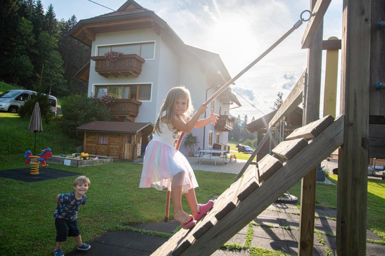 Chalets Und Apartments Hauserhof Nassfeld Schlanitzen Екстериор снимка
