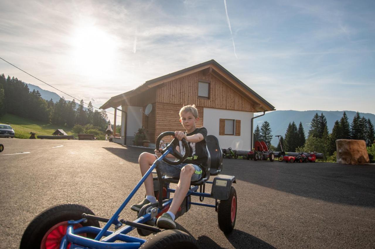 Chalets Und Apartments Hauserhof Nassfeld Schlanitzen Екстериор снимка